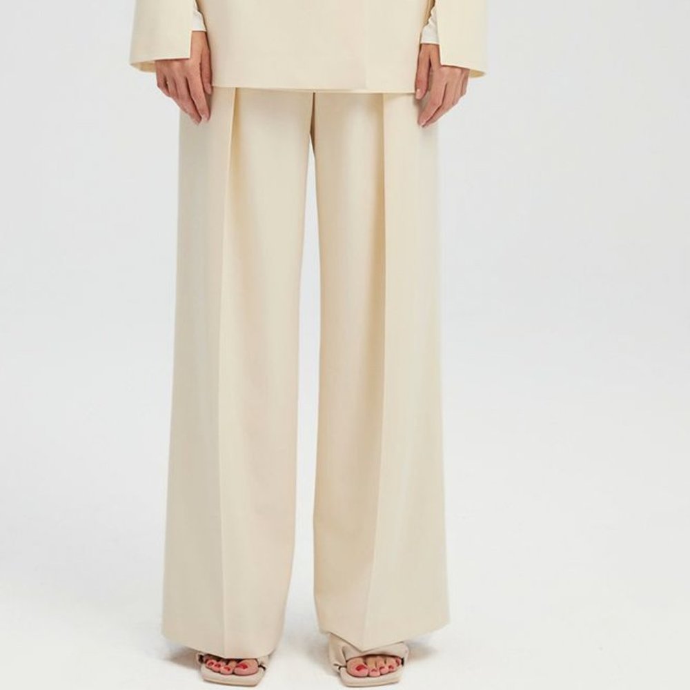 Wide Tuck Wool-Blend Pants